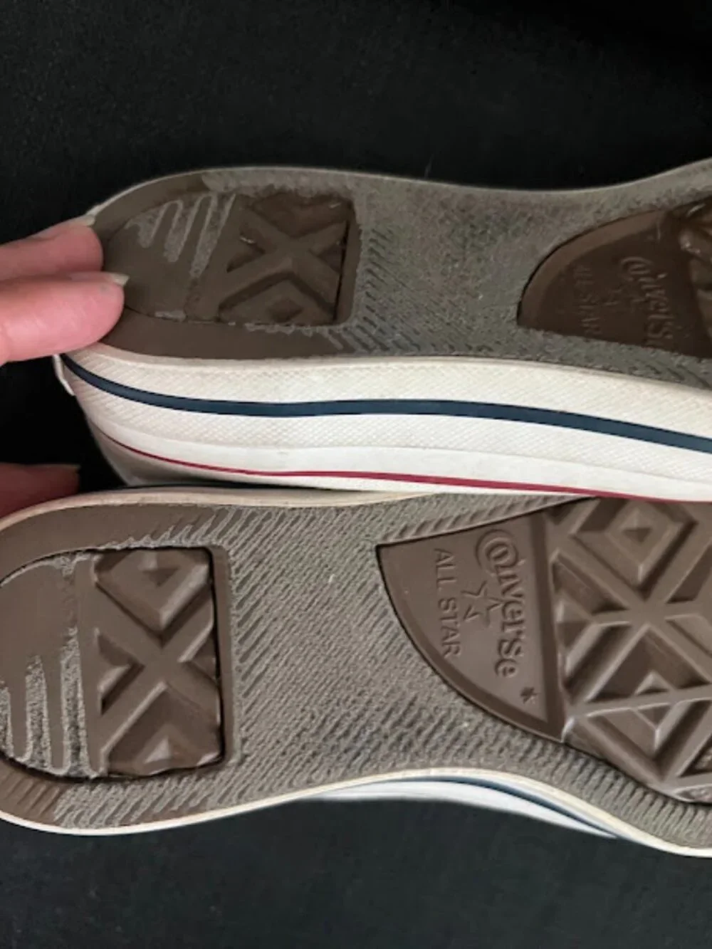 Converse Chuck Taylor All Star Low Top Athletic Shoes Size Men 4 Women 6